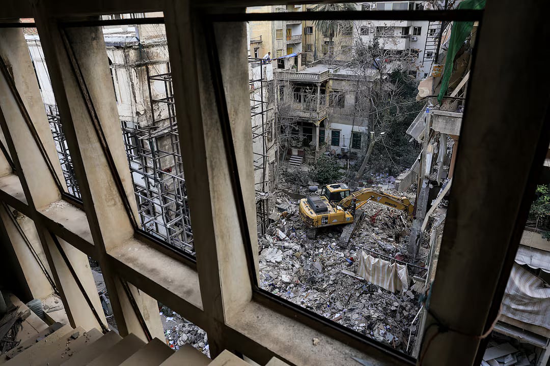 Heavy machinery operates at the site of an Israeli strike carried out on Wednesday, in Ain Al Mraiseh in Beirut, Lebanon, 9 April, 2026.