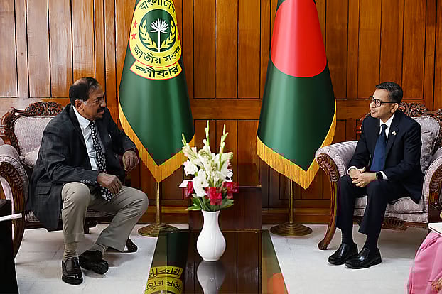 Outgoing Indian High Commissioner Pranay Verma paid a courtesy visit to the Speaker. The meeting took place today, Monday, at the Speaker's office in the National Parliament.