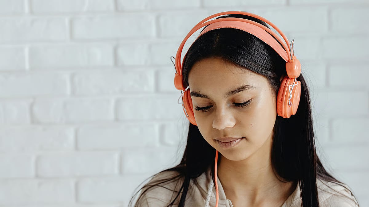 Practise listening English for 10 minutes every day.