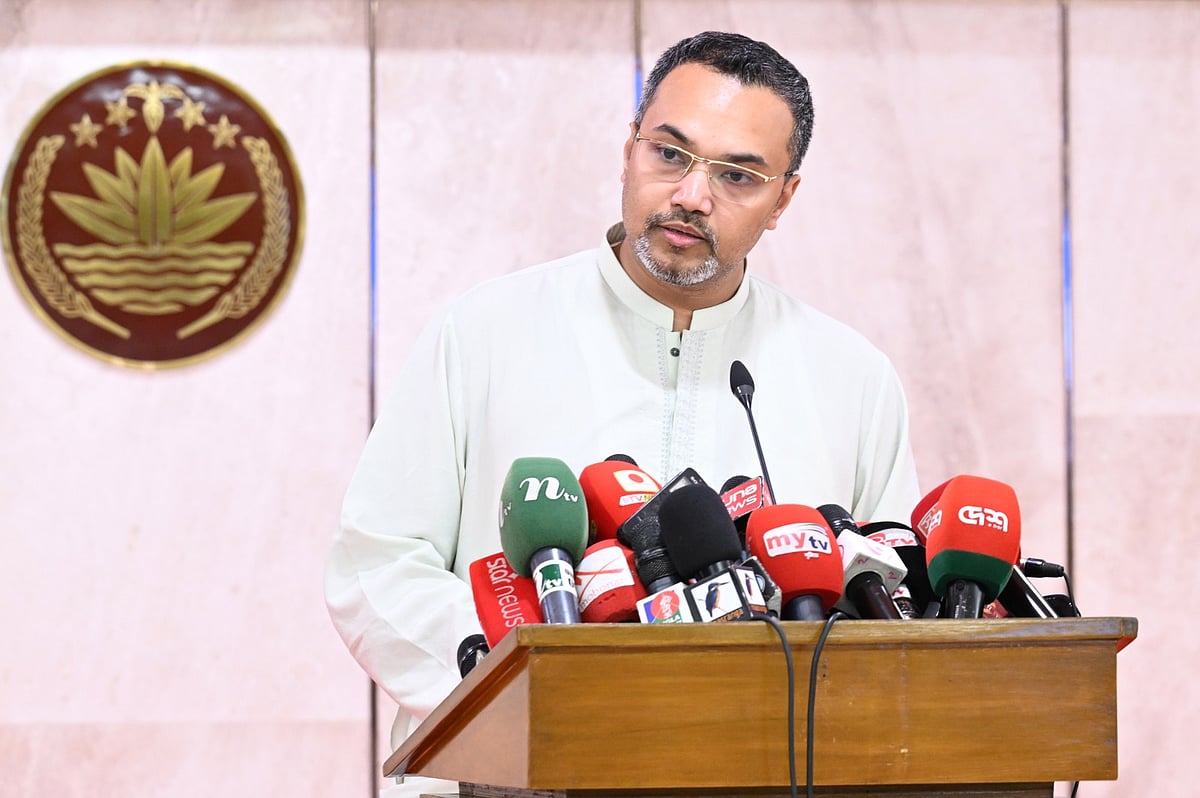 Prime Minister's Office (PMO) Spokesperson Mahdi Amin addressed a press conference at the PMO on Saturday afternoon on the government's performance in the last two months.