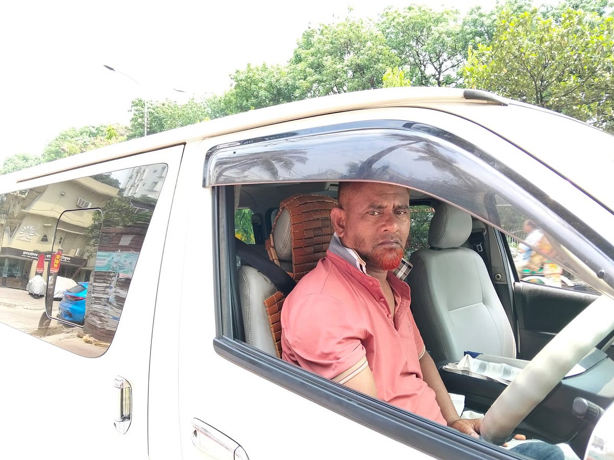 Driver waiting 12 hours for fuel in Mohammadpur