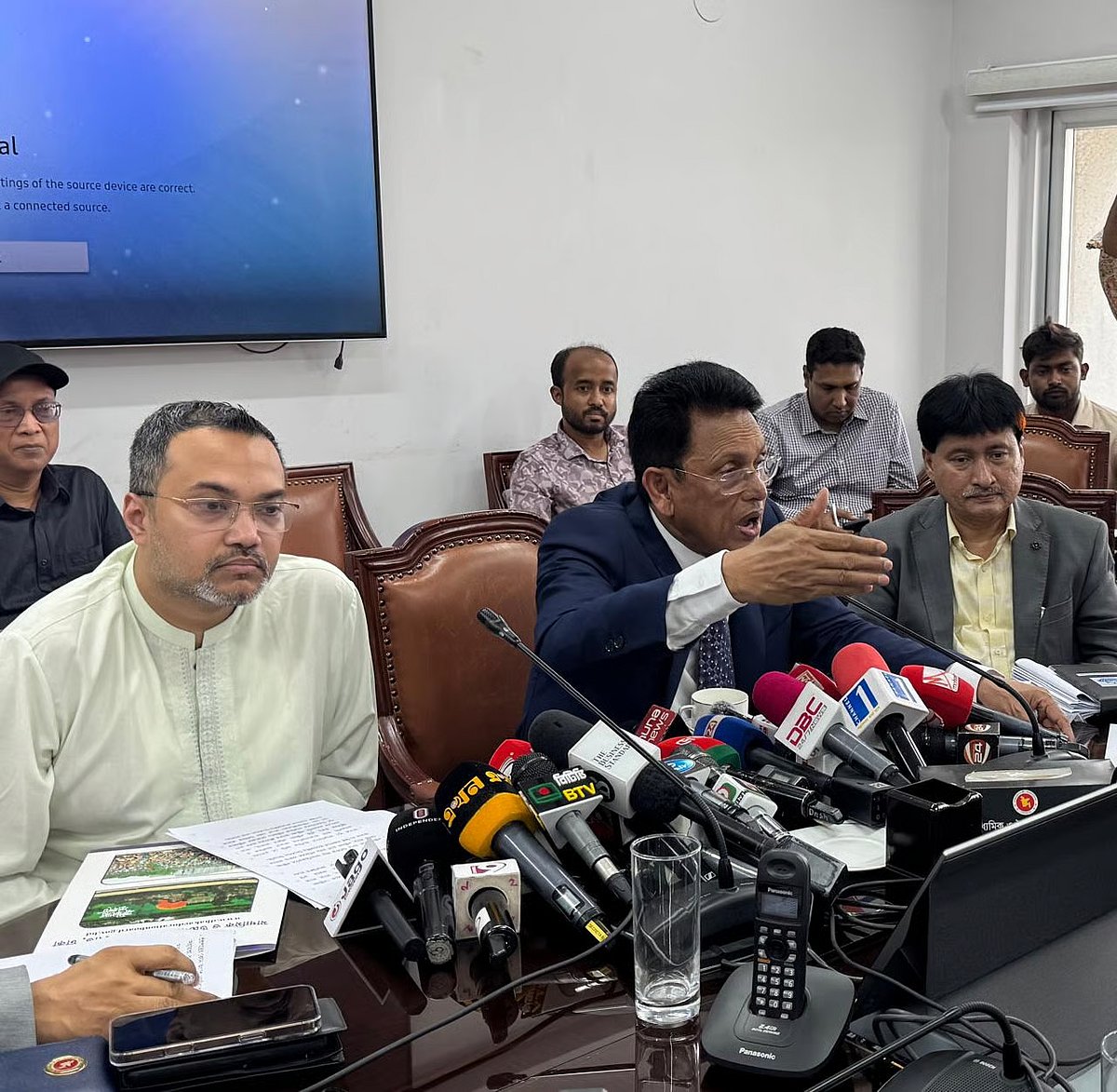 Education Minister ANM Ehsanul Haque Milon speaks at a press conference on the Secondary School Certificate (SSC) and equivalent examinations in Dhaka on 20 April 2026.