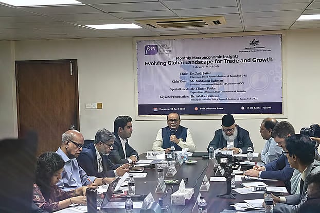 A seminar reviewing the economic situation for February and March was held on Tuesday at the Policy Research Institute’s (PRI) own office in Banani, the capital. Mahbubur Rahman, president of the International Chamber of Commerce, Bangladesh (ICCB), attended the event as the chief guest.