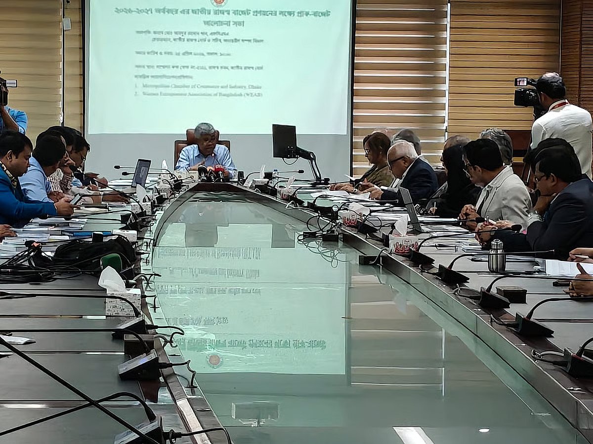 NBR Chairman Md Abdur Rahman Khan speaks at the National Board of Revenue’s pre-budget discussion at the NBR Building in Agargaon on 25 April 2026.