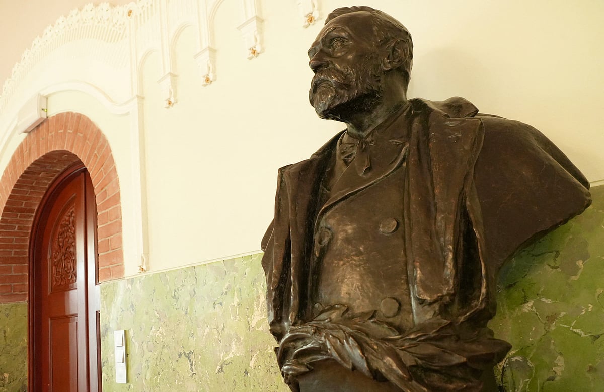A bust of Alfred Nobel is placed at the Norwegian Nobel Institute, where the laureate of the Nobel Peace Prize is announced, in Oslo, Norway, 10 October 2025. 
