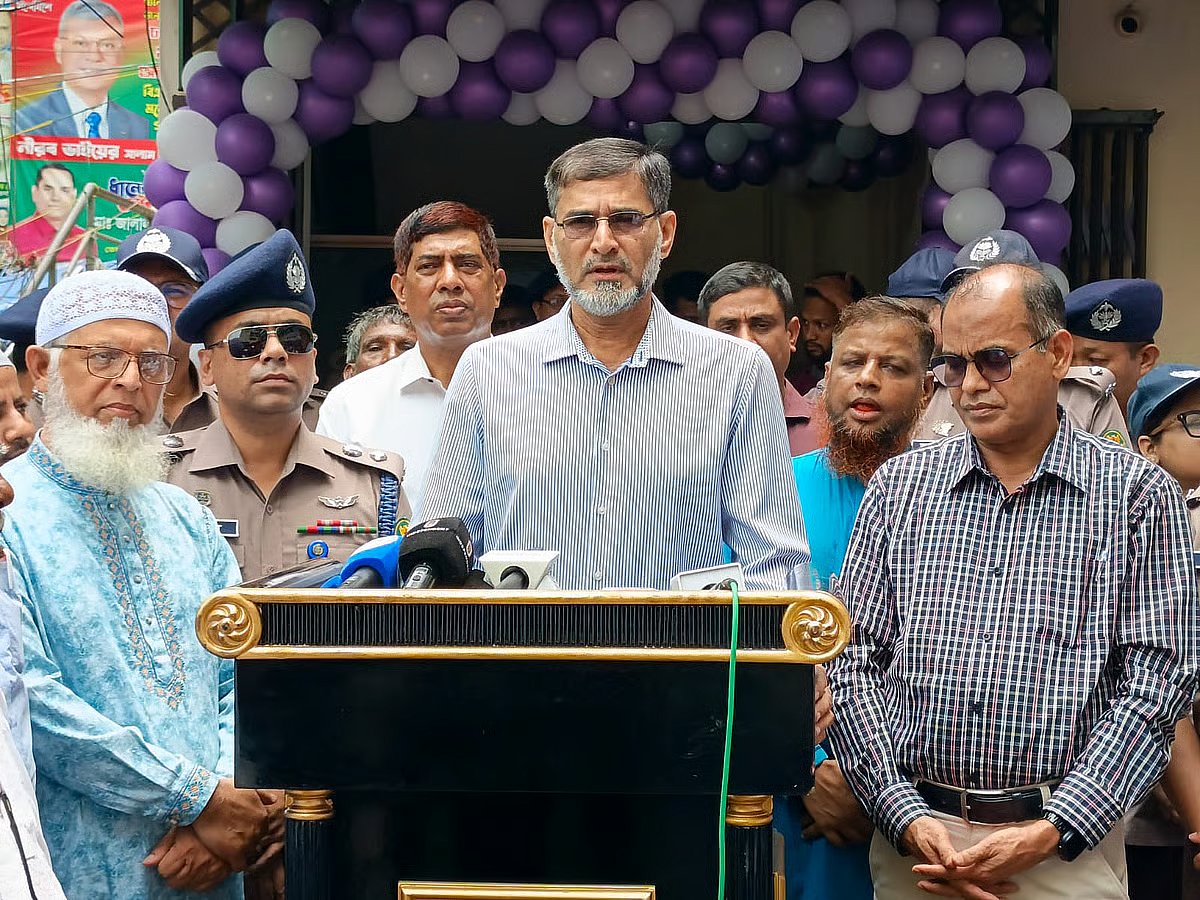 DMP Commossioner Md Sarwar speaks at a briefing on 2 May