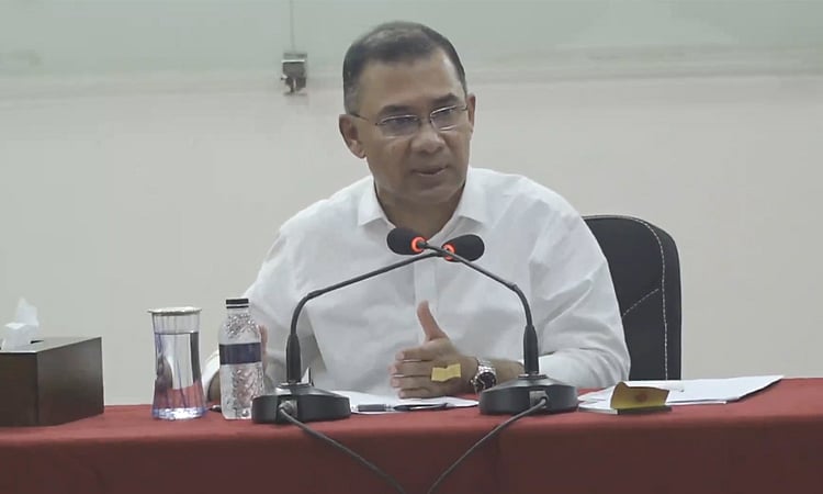 Prime Minister Tarique Rahman exchanged views with Dhaka University (DU) students at the Professor Muzaffar Ahmed Chowdhury Auditorium in the Social Sciences Faculty on campus today