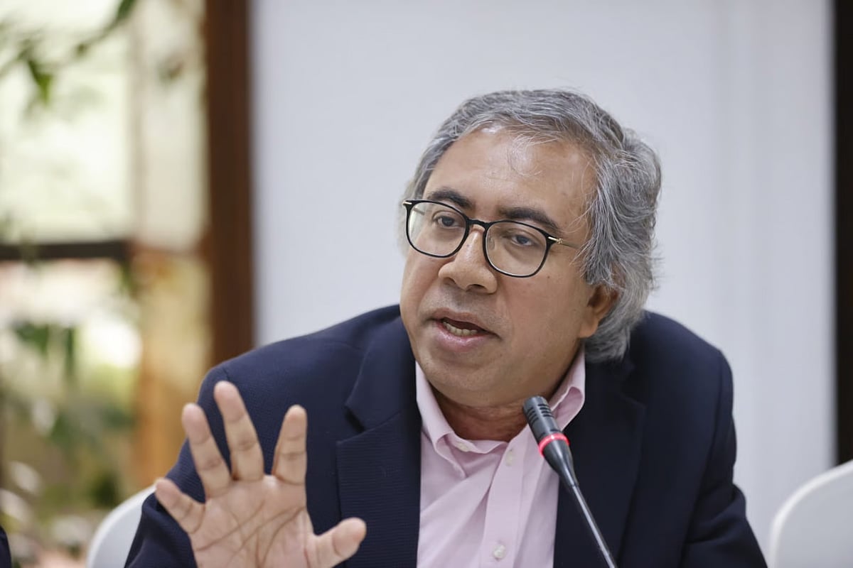 HSBC Bangladesh Chief Executive Officer (CEO) Mahbub Ur Rahman is speaking at a roundtable discussion titled “Budget in times of crisis and public expectations” organised by Prothom Alo on 21 May 2026.