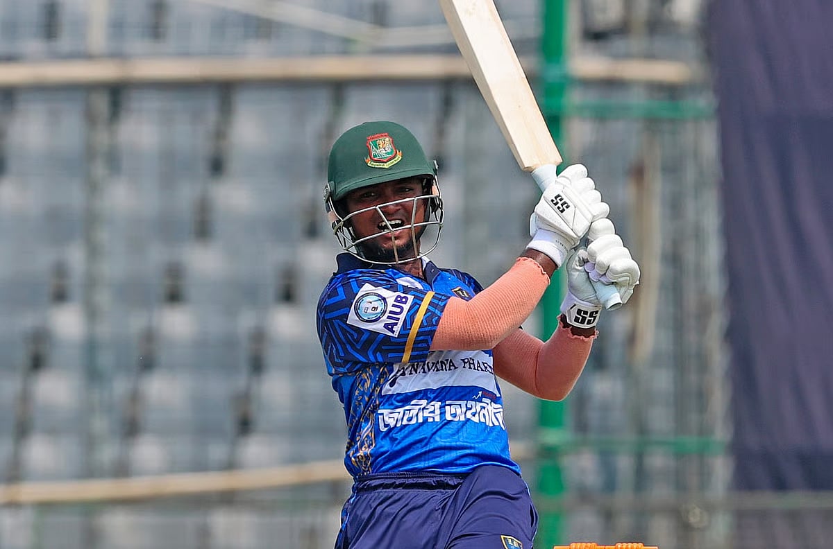 Habibur Rahman in action