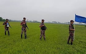BSF Gathers 125 for 'Push-In' at Darshana Border; BGB on Alert
