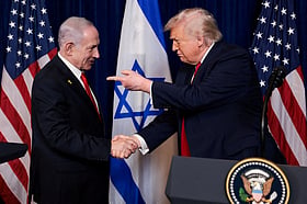 US and Iran Reportedly Agree to Halt War, Sparking 'Collision Course' Between Netanyahu and Trump