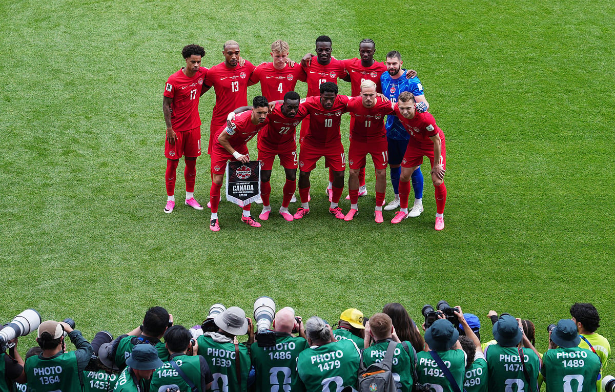 Football - FIFA World Cup 2026 - Group B - Canada v Bosnia and Herzegovina - Toronto Stadium, Toronto, Canada - June 12, 2026 Canada players pose for a team group photo before the match