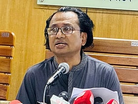 PM's Information Adviser Calls Delhi Return 'Instant Protest'