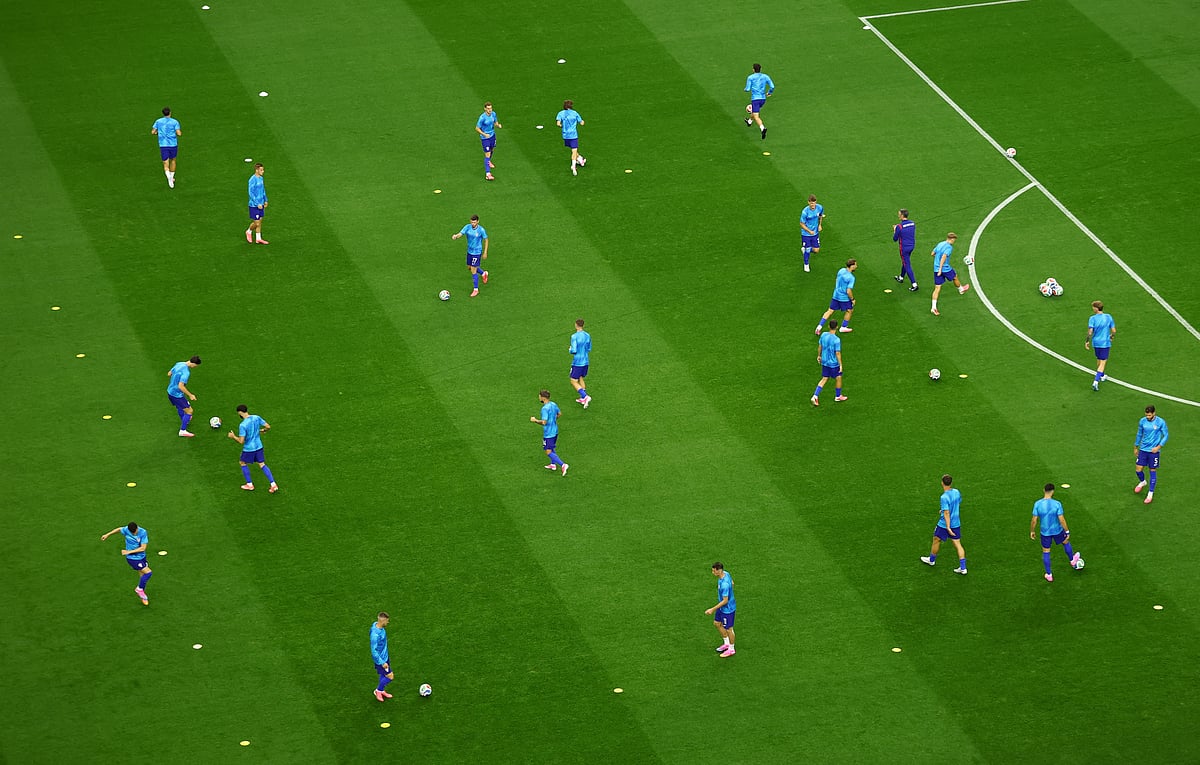 Football - FIFA World Cup 2026 - Group L - England v Croatia - Dallas Stadium, Arlington, Texas, U.S. - June 17, 2026 General view of Croatia players during the warm up before the match
