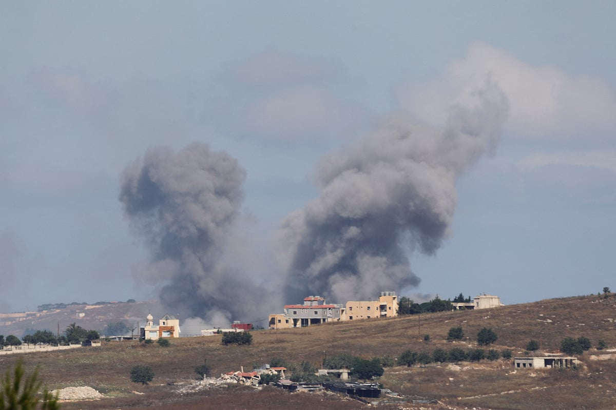 Smoke billows from southern Lebanon following an Israeli strike, as seen from Marjayoun, Lebanon, on 19 June 2026