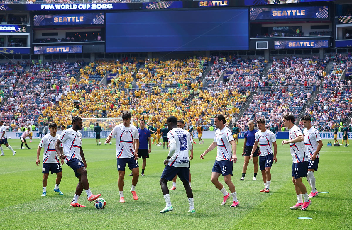 Football - FIFA World Cup 2026 - Group D - United States v Australia - Seattle Stadium, Seattle, Washington, U.S. - June 19, 2026
Players of the U.S. during the warm up before the match