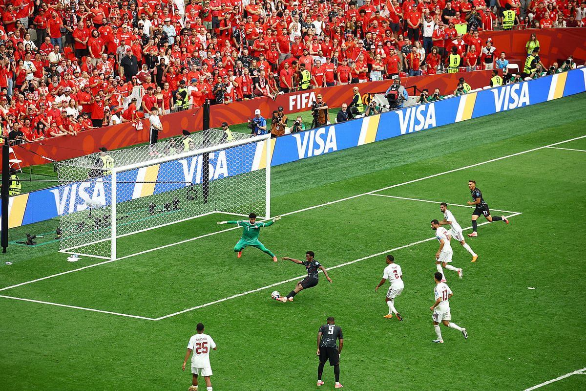 Football - FIFA World Cup 2026 - Group B - Canada v Qatar - BC Place, Vancouver, Canada - June 18, 2026
Canada's Jonathan David scores their sixth goal to complete a hat-trick