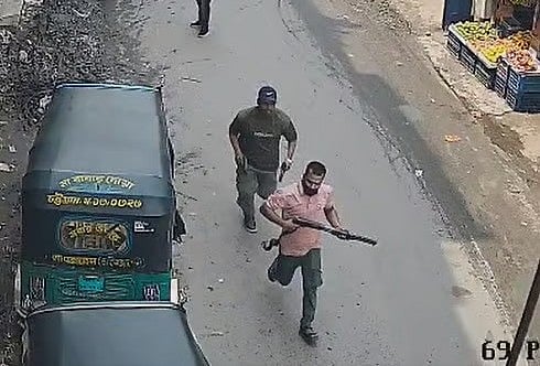 Two armed assailants. On 14 June, 2026, at Chowmuhani Market in Pahartali union of Raozan upazila, Chattogram 