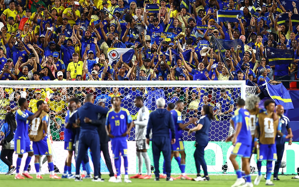 Football - FIFA World Cup 2026 - Group E - Ecuador v Curacao - Kansas City Stadium, Kansas City, Missouri, U.S. - June 20, 2026
Curacao fans celebrate after the match