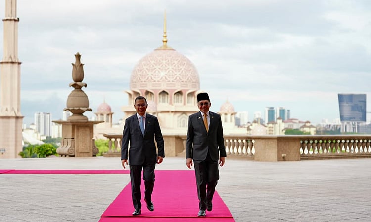 Malaysian Prime Minister Anwar Ibrahim accorded a warm red-carpet welcome to Prime Minister Tarique Rahman on 22 June 2026.