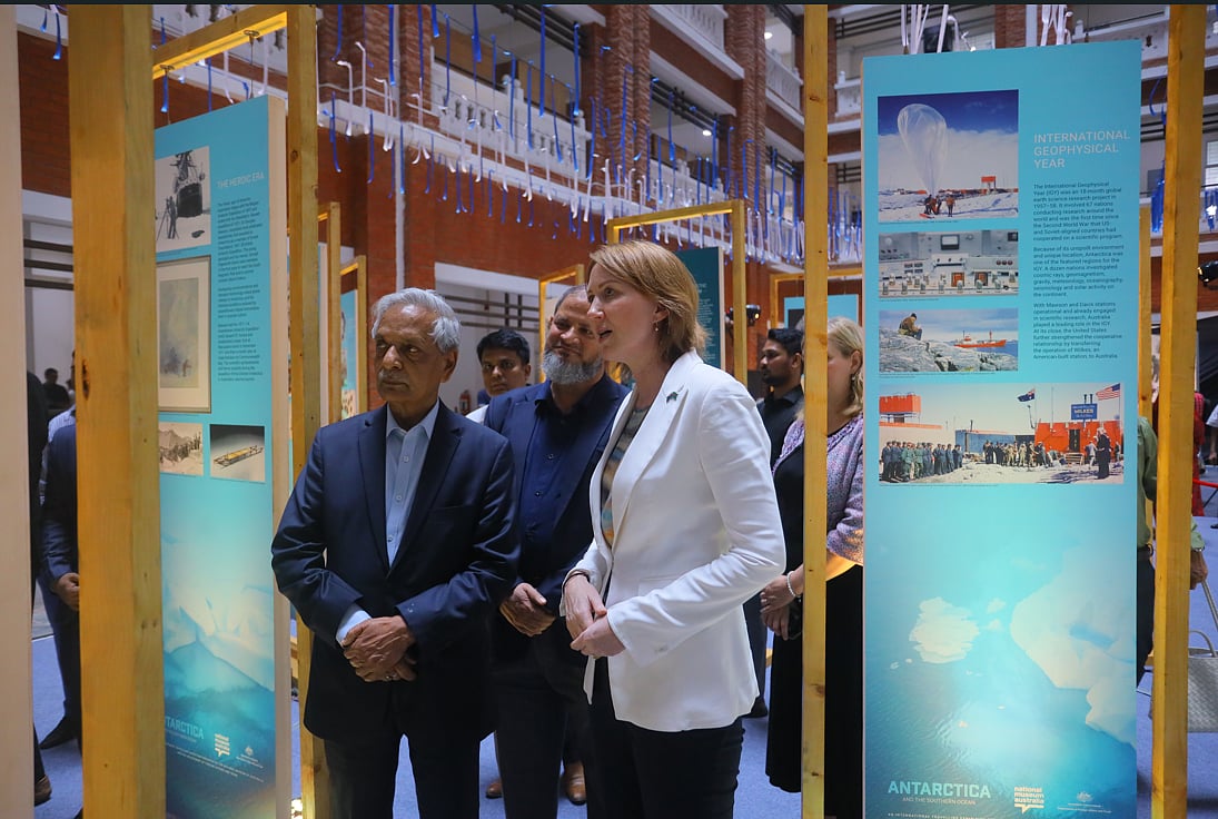 The Hon’ble Minister for Cultural Affairs Nitai Roy Chowdhury MP and Australian High Commissioner HE Susan Ryle launched the Climate Change in Antarctica and the Southern Ocean Art Exhibition