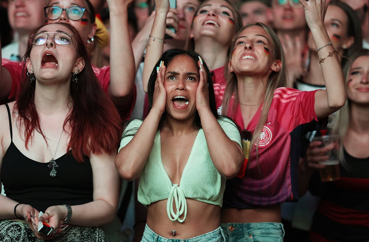 SOCCER-WORLDCUP-ECU-GER/FANS-BERLIN