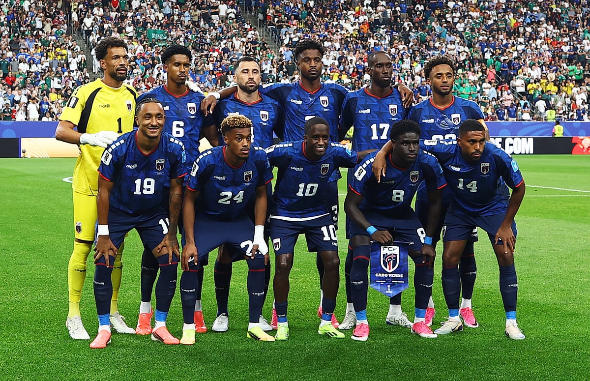 Football - FIFA World Cup 2026 - Group H - Cape Verde v Saudi Arabia - Houston Stadium, Houston, Texas, U.S. - June 26, 2026
Cape Verde players pose for a team group photo before the match