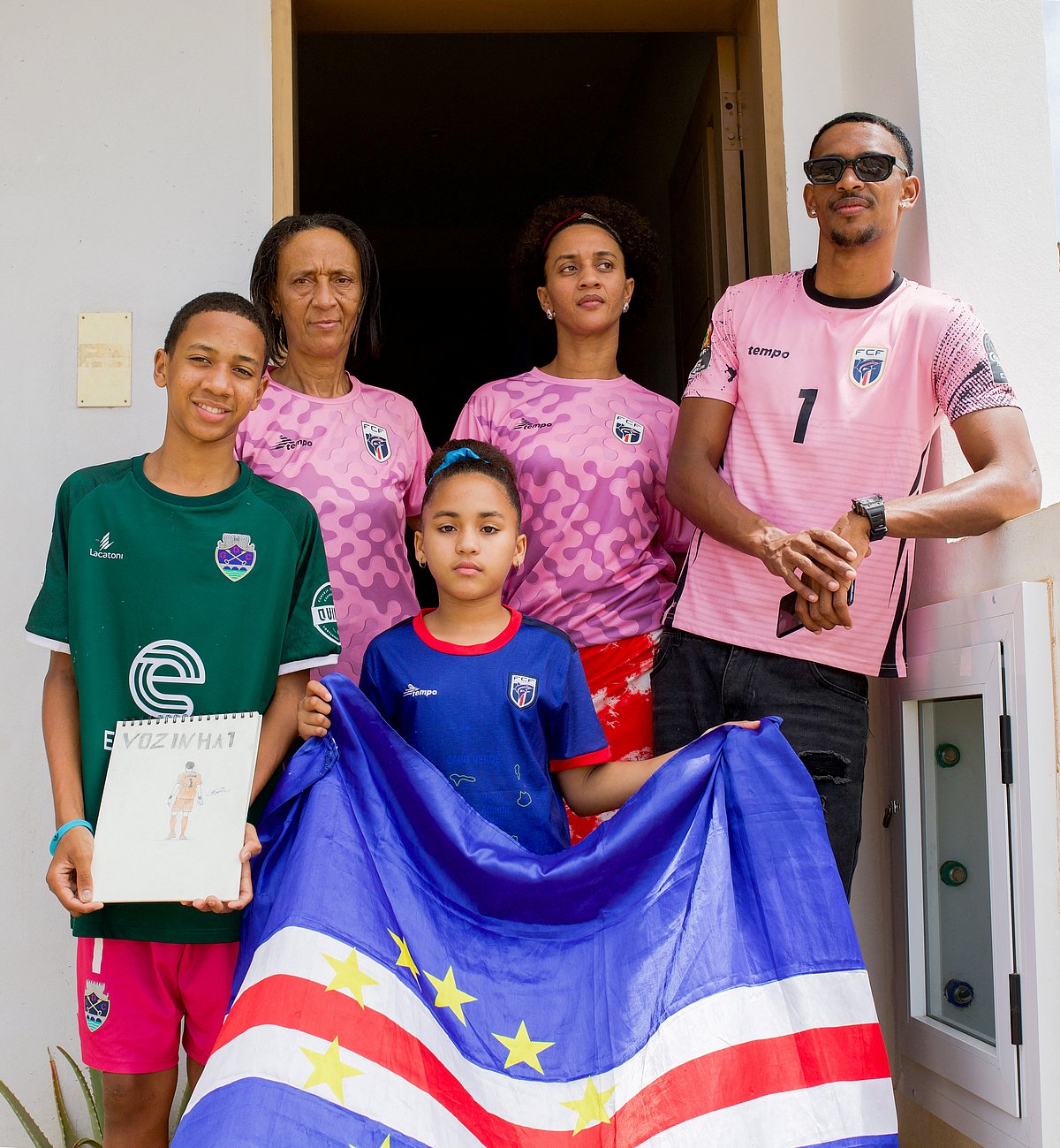 SOCCER-WORLDCUP-ESP-CPV/VOZINHA