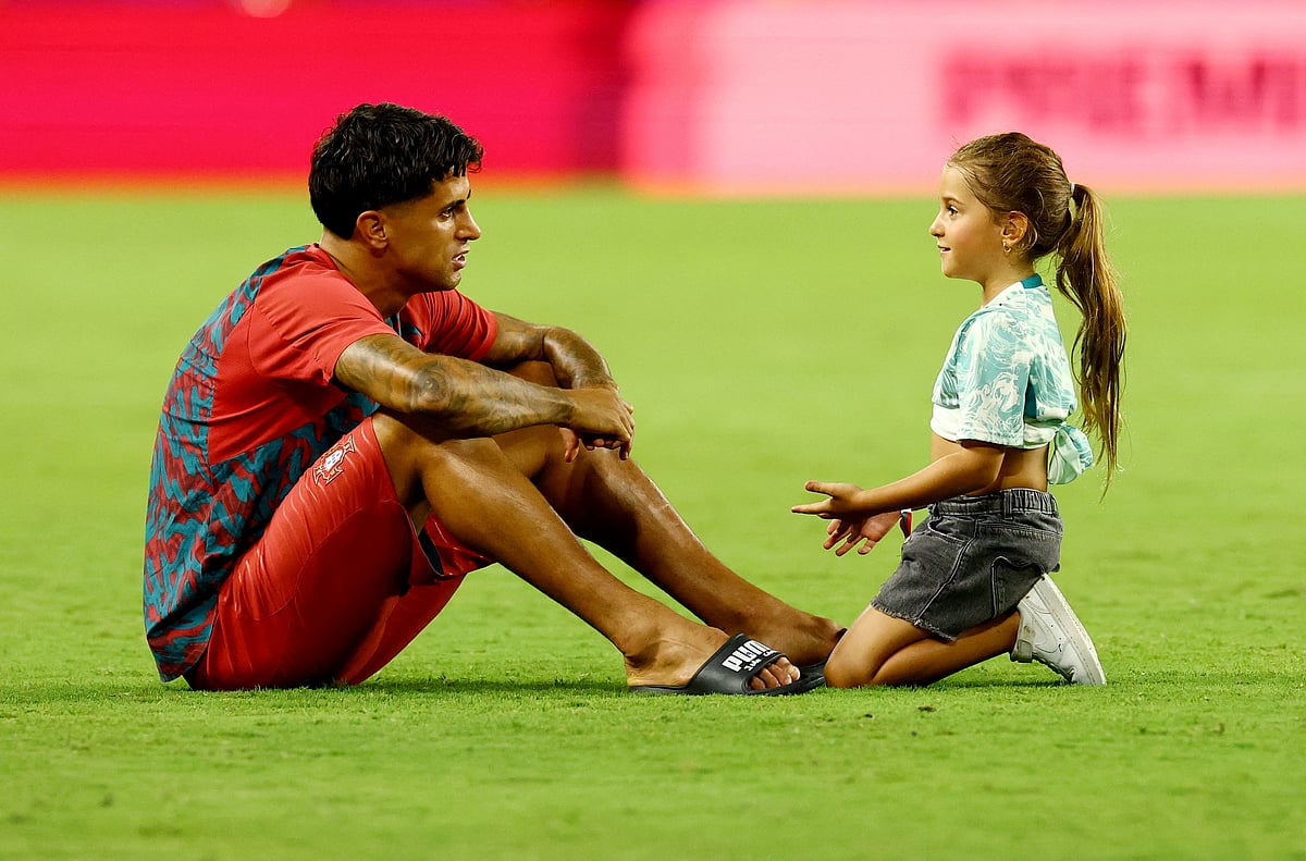 SOCCER-WORLDCUP-COL-POR/