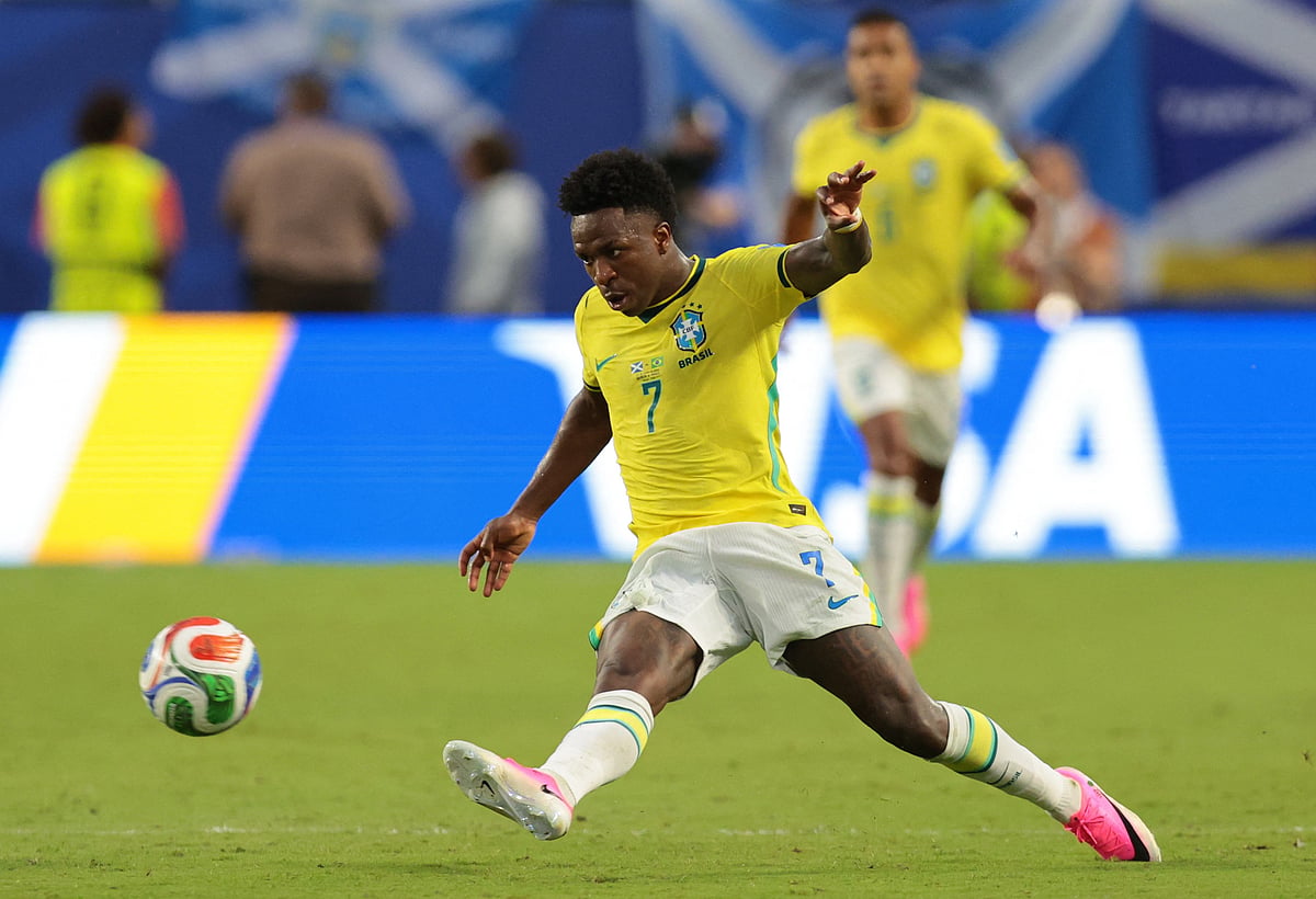 SOCCER-WORLDCUP-SCO-BRA/