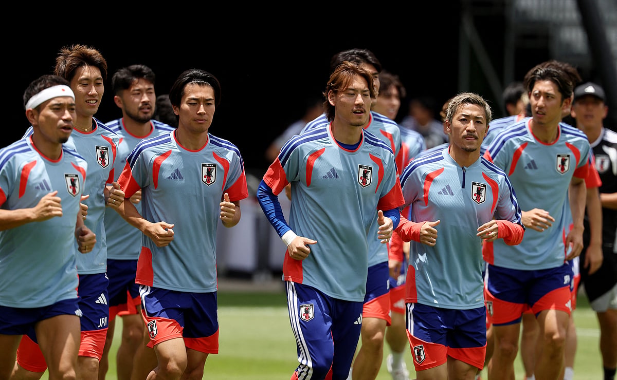 Football - FIFA World Cup 2026 - Japan Training -  Houston Dash & Dynamo Stadium, Houston, Texas, U.S. - June 28, 2026
Japan's Daizen Maeda and teammates during training