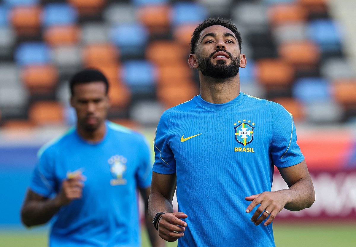 SOCCER-WORLDCUP-BRA-JPN/PREVIEW