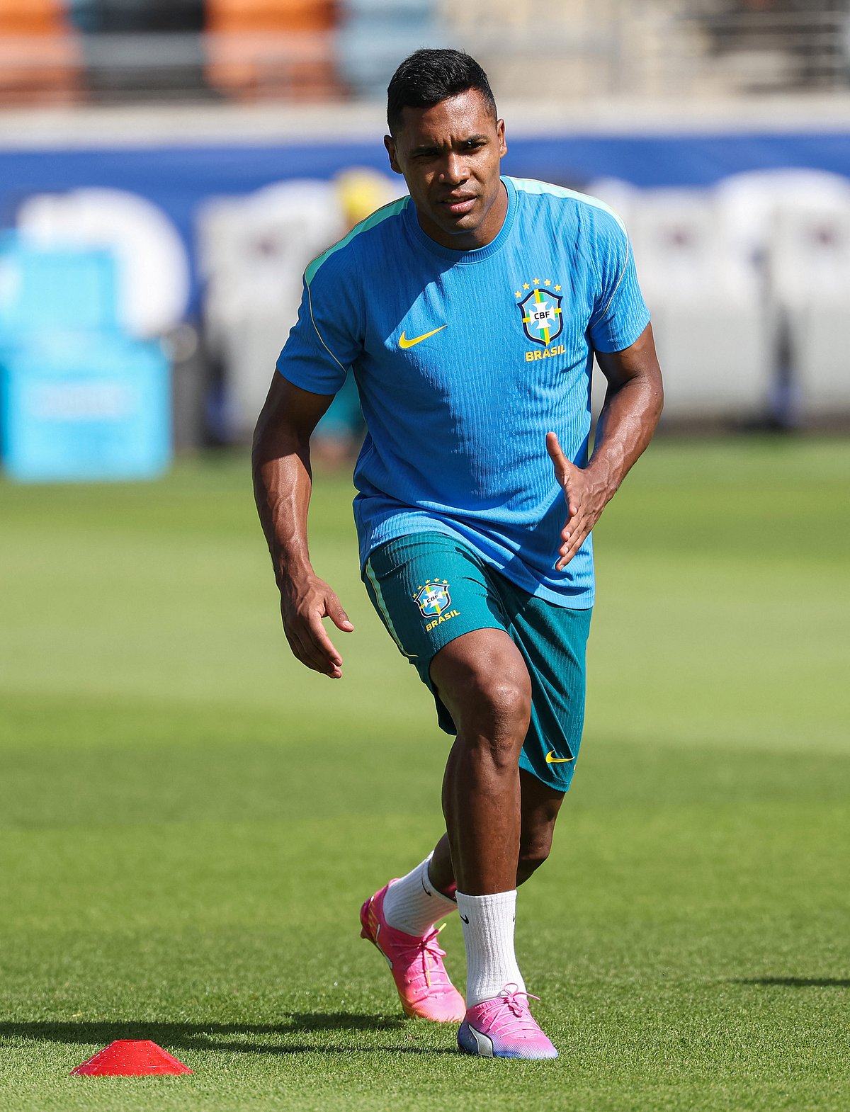 SOCCER-WORLDCUP-BRA-JPN/PREVIEW