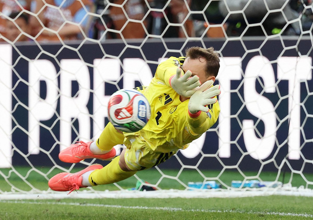 SOCCER-WORLDCUP-GER-PRY/
