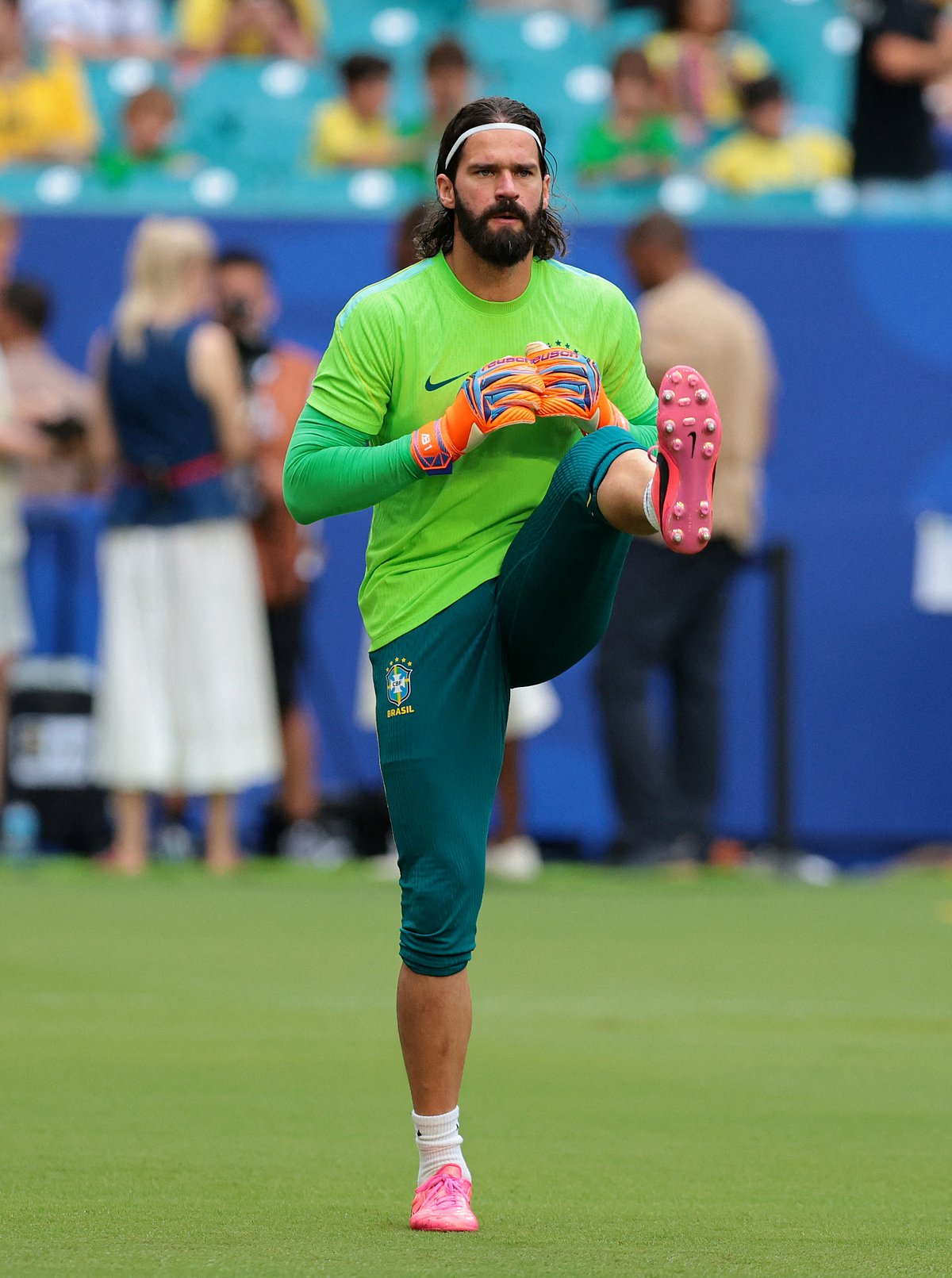 SOCCER-WORLDCUP-SCO-BRA/