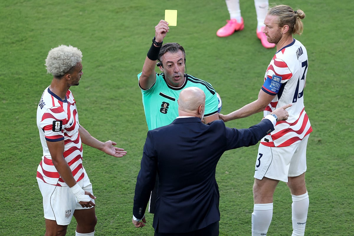 FOI-SOC-SPO-WCS-USA-V-BOSNIA-AND-HERZEGOVINA:-ROUND-OF-32-FIFA