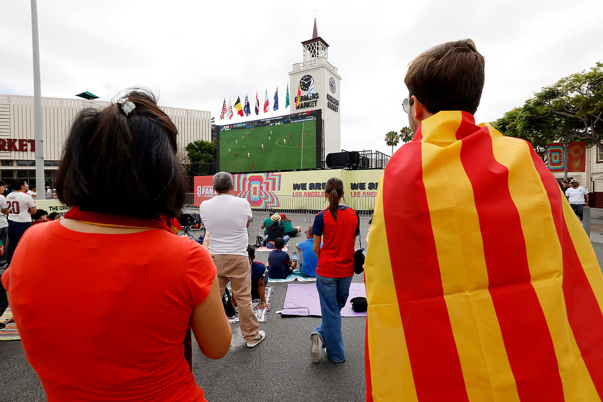 SOCCER-WORLDCUP-BEL-IRN/FANS