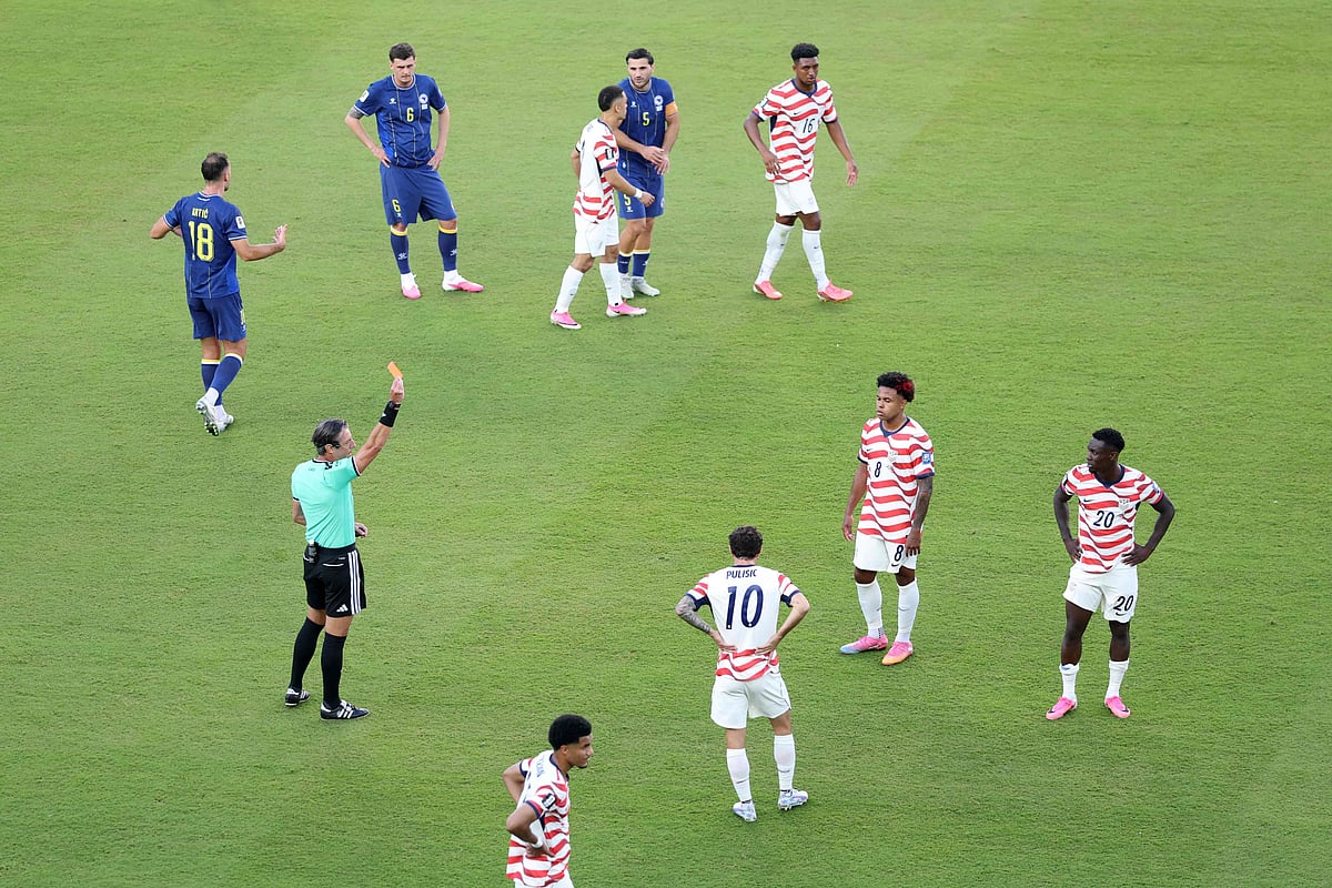 FOI-SOC-SPO-WCS-USA-V-BOSNIA-AND-HERZEGOVINA:-ROUND-OF-32-FIFA