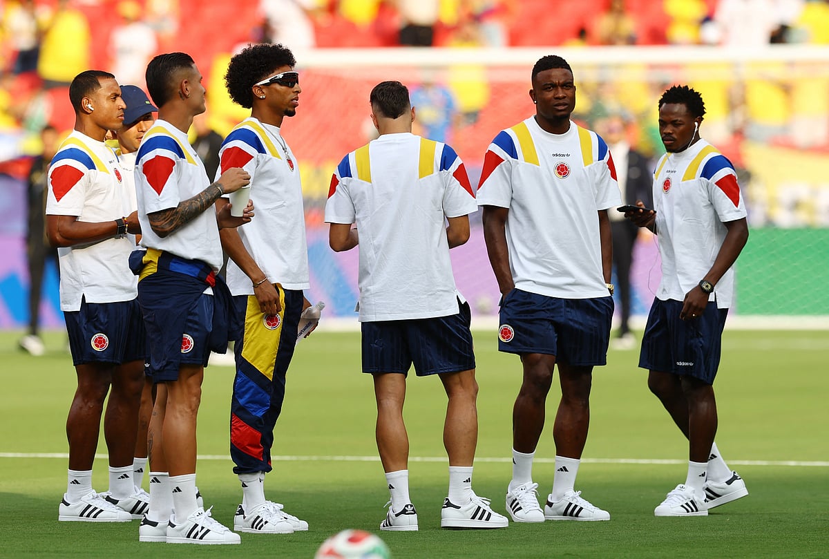 Football - FIFA World Cup 2026 - Round of 32 - Colombia v Ghana - Kansas City Stadium, Kansas City, Missouri, U.S. - July 3, 2026
Colombia players during a pitch walkaround before the match