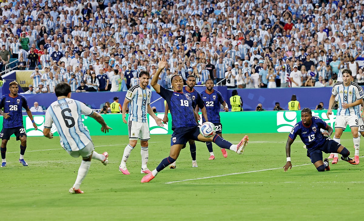 Football - FIFA World Cup 2026 - Round of 32 - Argentina v Cape Verde - Miami Stadium, Miami Gardens, Florida, U.S. - July 3, 2026
Argentina's Lisandro Martinez scores their second goal