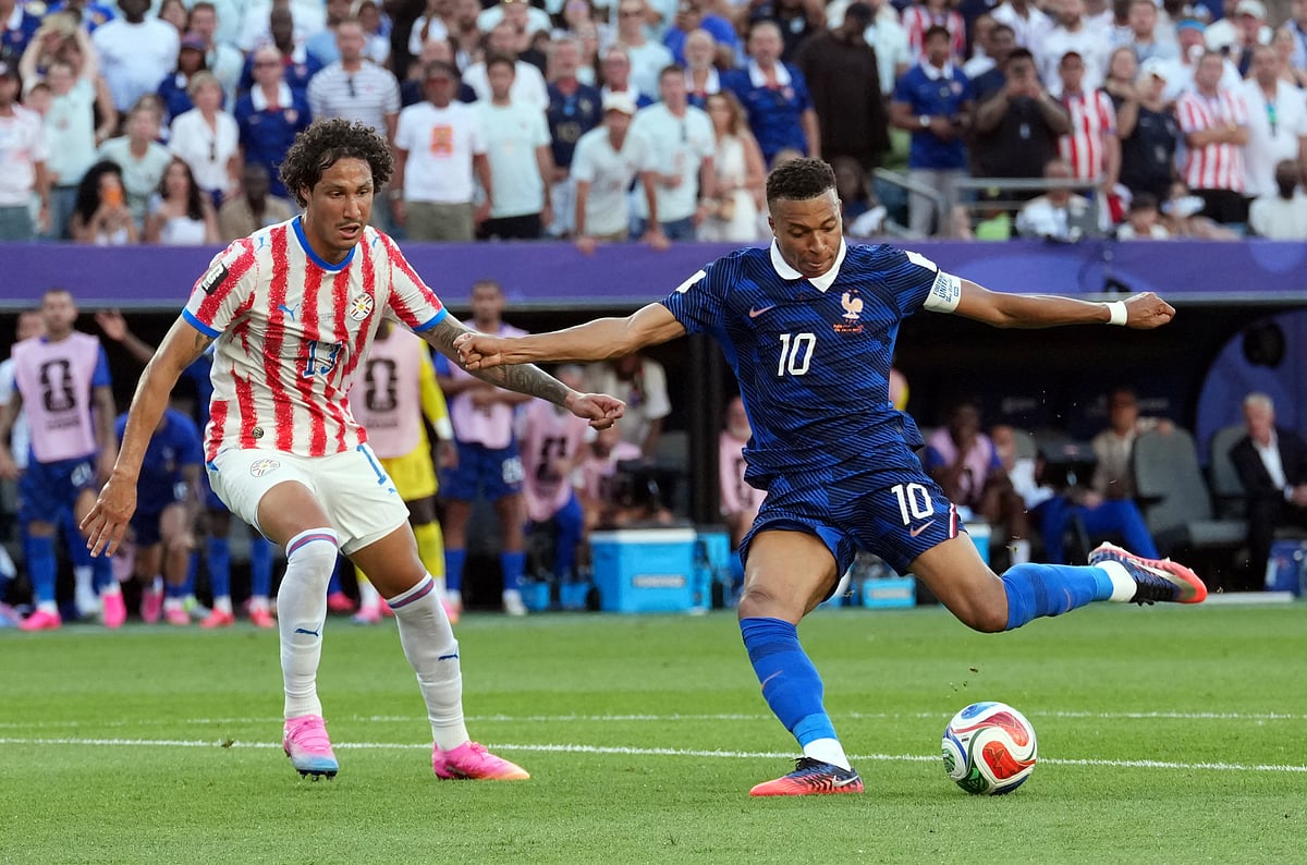 SOCCER-WORLDCUP-PRY-FRA/