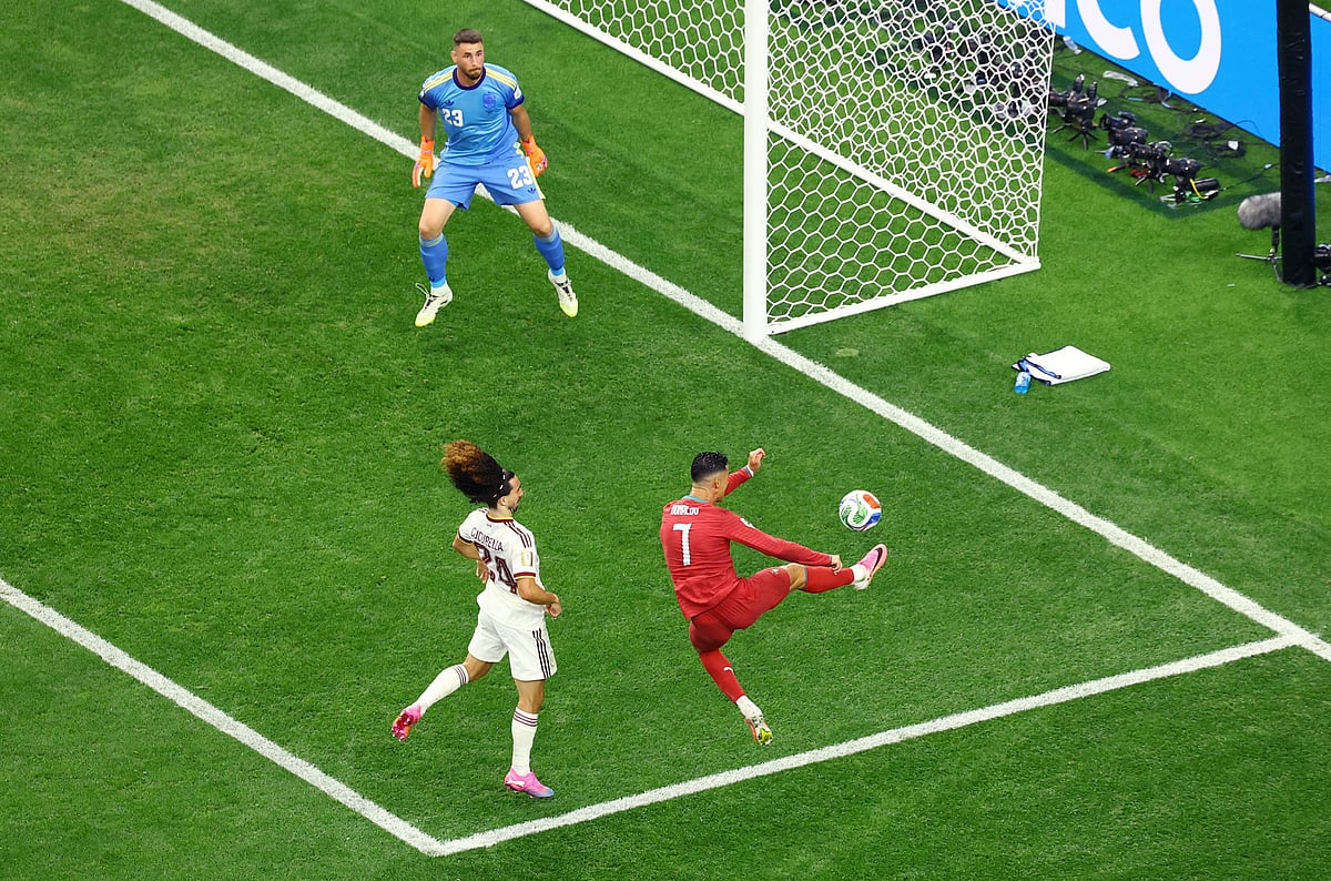 SOCCER-WORLDCUP-POR-ESP/