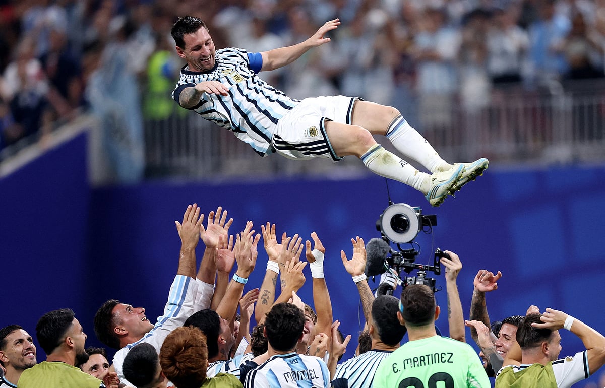 Football - FIFA World Cup 2026 - Round of 16 - Argentina v Egypt - Atlanta Stadium, Atlanta, Georgia, U.S. - July 7, 2026
Argentina's Lionel Messi is thrown in the air in celebration by teammates after the match as Argentina qualify for the quarter finals of the World Cup