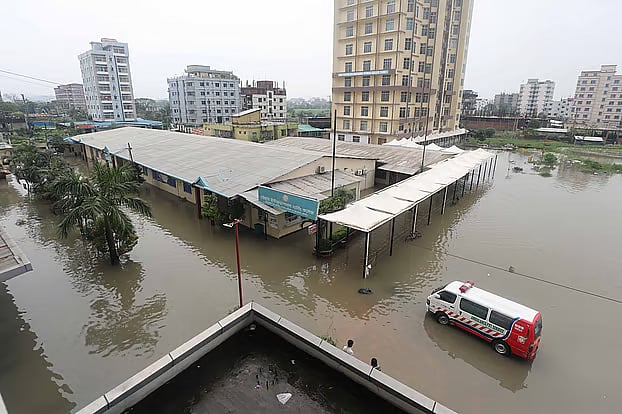 As far as the eye can see, there is only water across the Shamsher Para area of Chattogram city.