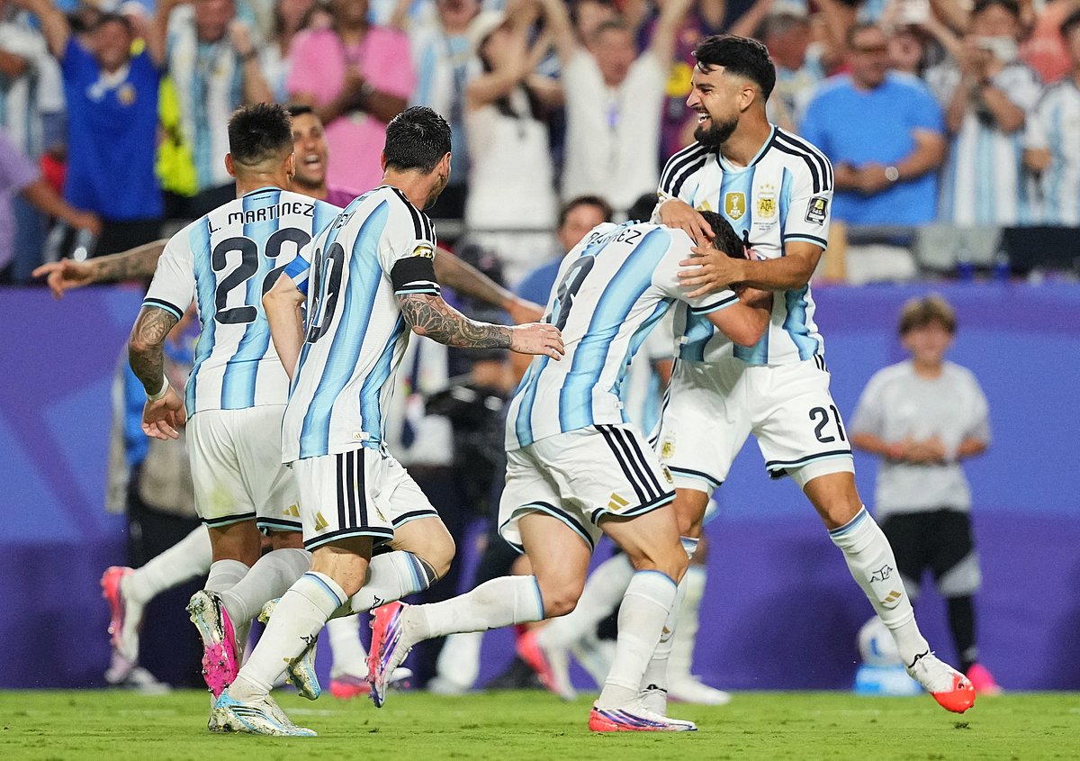 SOCCER-WORLDCUP-ARG-SWI/