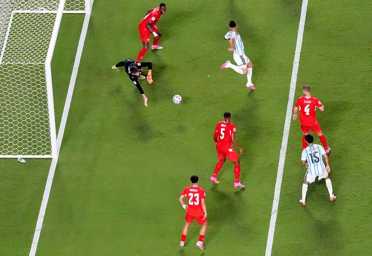 SOCCER-WORLDCUP-ARG-SWI/