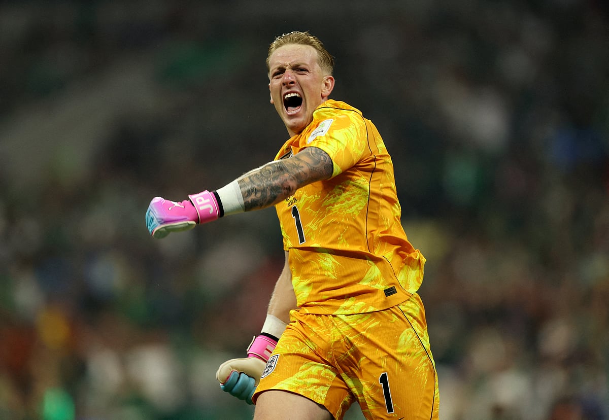 SOCCER-WORLDCUP-MEX-ENG/