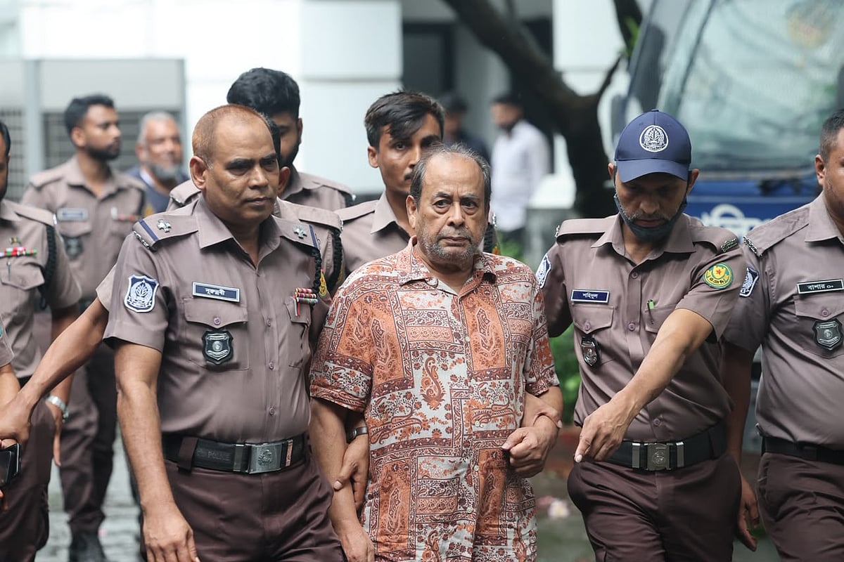 Former army officer Mozaffar Hossain brought to the International Crimes Tribunal in the morning on 23 July 2026