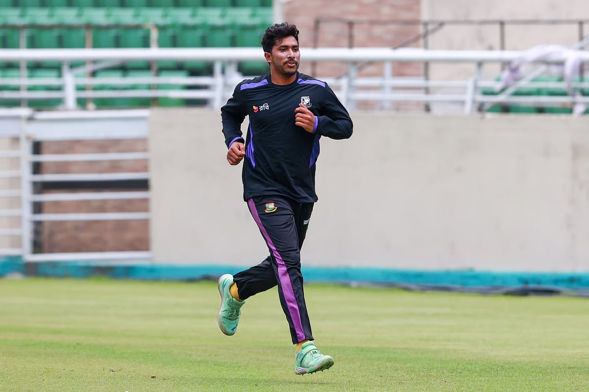 Soumya Sarkar runs during a net session.