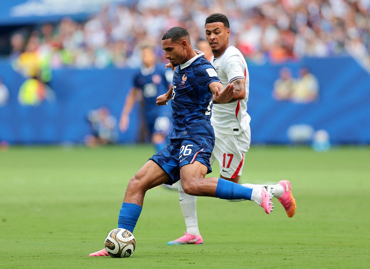 Football - FIFA World Cup 2026 - Bronze Final - France v England - Miami Stadium, Miami Gardens, Florida, U.S. - July 18, 2026
France's Maxence Lacroix in action with England's Morgan Rogers